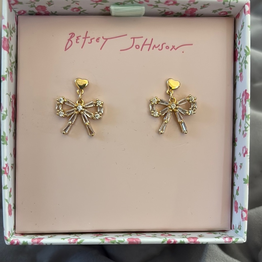 Betsey Johnson Gold Bow Crystal Earrings NWT